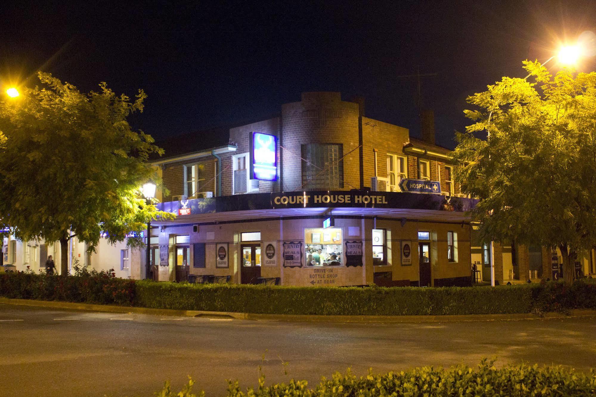 Court House Hotel Boorowa Kültér fotó